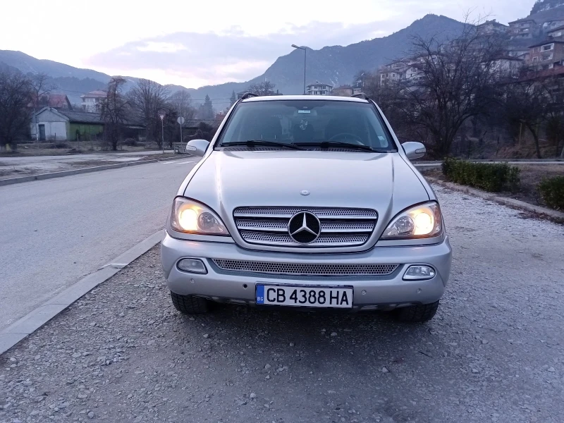 Mercedes-Benz ML 270, снимка 2 - Автомобили и джипове - 47675844