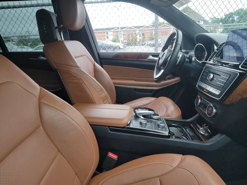 Mercedes-Benz GLS 500 AMG* PACK* 3TV* ОБДУХВАНЕ* МАСАЖ* ДИСТРОНИК* , снимка 12 - Автомобили и джипове - 52699413