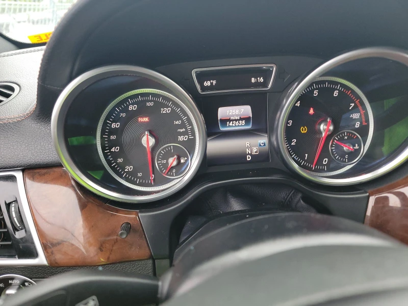 Mercedes-Benz GLS 500 AMG* PACK* 3TV* ОБДУХВАНЕ* МАСАЖ* ДИСТРОНИК* , снимка 10 - Автомобили и джипове - 52699413