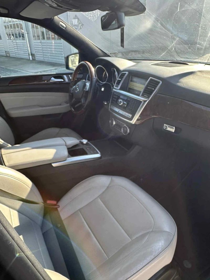 Mercedes-Benz ML 350, снимка 8 - Автомобили и джипове - 52842263