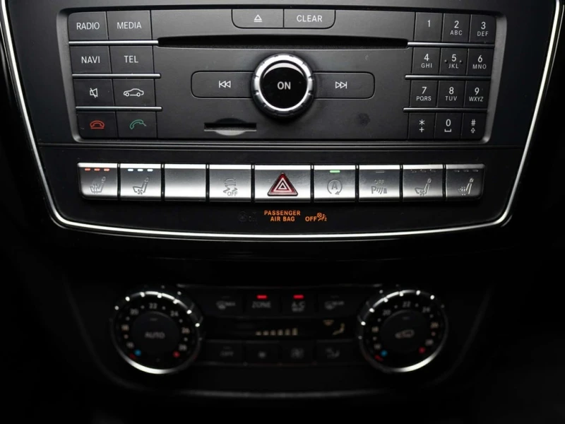 Mercedes-Benz GLS 450 AMG CARFAX* ПАНОРАМА* ЦЕНА ДО БЪЛГАРИЯ, снимка 12 - Автомобили и джипове - 53271808