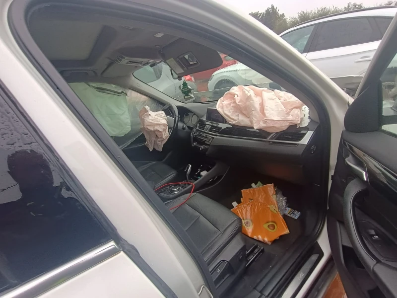 BMW X1 2.0D AVTOMAT, снимка 4 - Автомобили и джипове - 53378758
