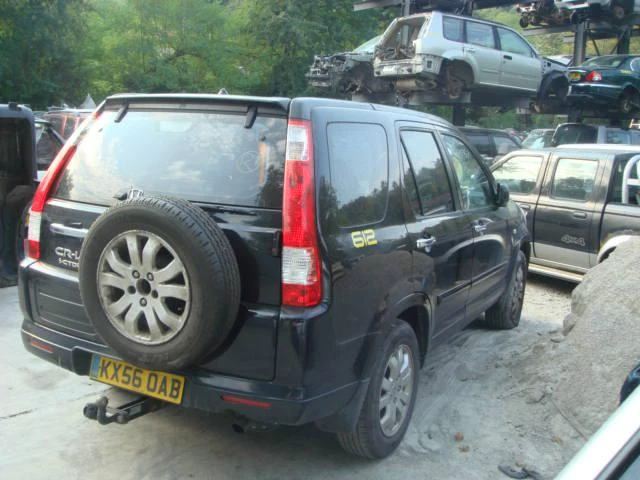 Honda Cr-v 2.2 Diesel, снимка 4 - Автомобили и джипове - 46834375