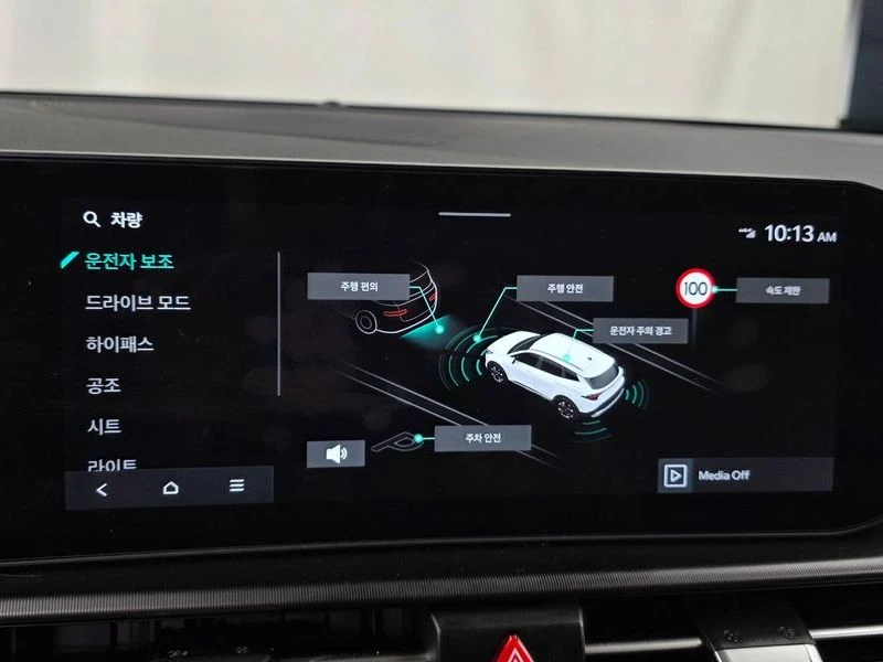 Kia Sportage 2.0 Automatic, снимка 15 - Автомобили и джипове - 55847121