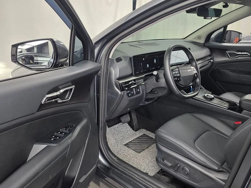 Kia Sportage 2.0 Automatic, снимка 10 - Автомобили и джипове - 55847121