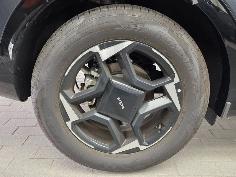Kia Sportage 2.0 Automatic, снимка 5 - Автомобили и джипове - 55847121