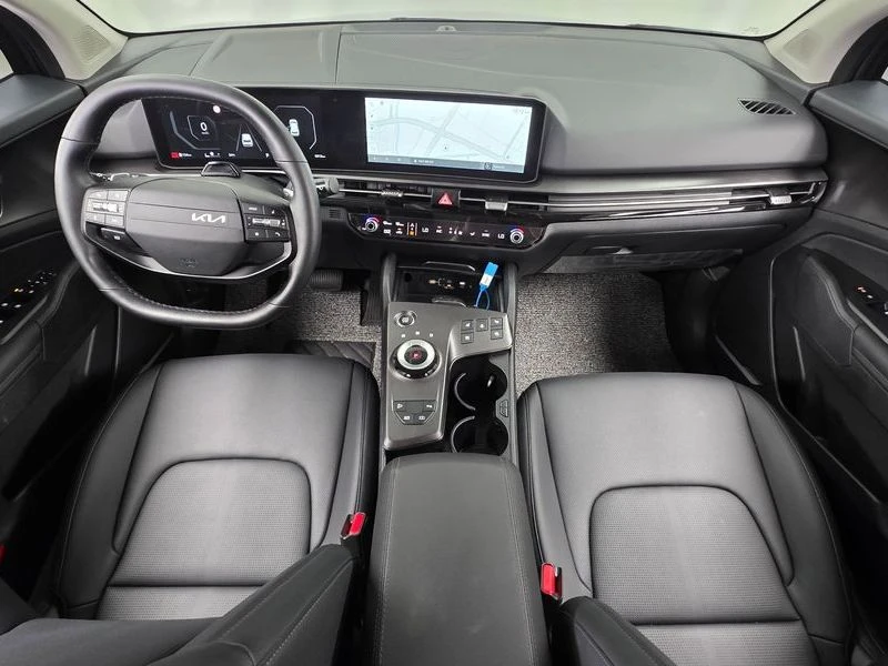 Kia Sportage 2.0 Automatic, снимка 7 - Автомобили и джипове - 55847121