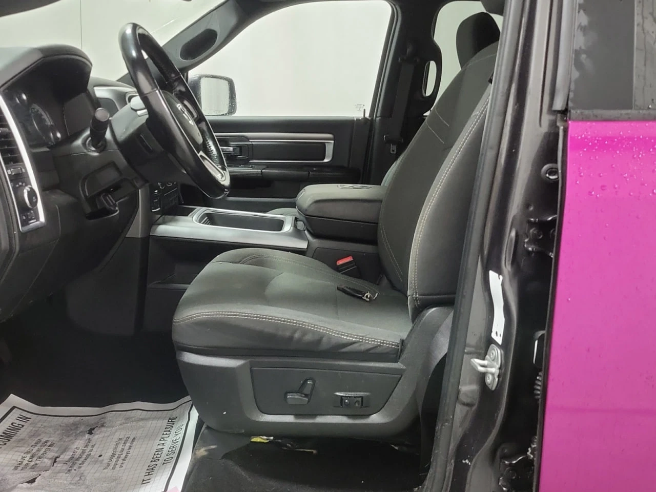 Dodge RAM 1500 * CARFAX* АВТОФИНАНСИРАНЕ* БЕЗ ПЪРВОНАЧАЛНА ВНОСКА - изображение 7