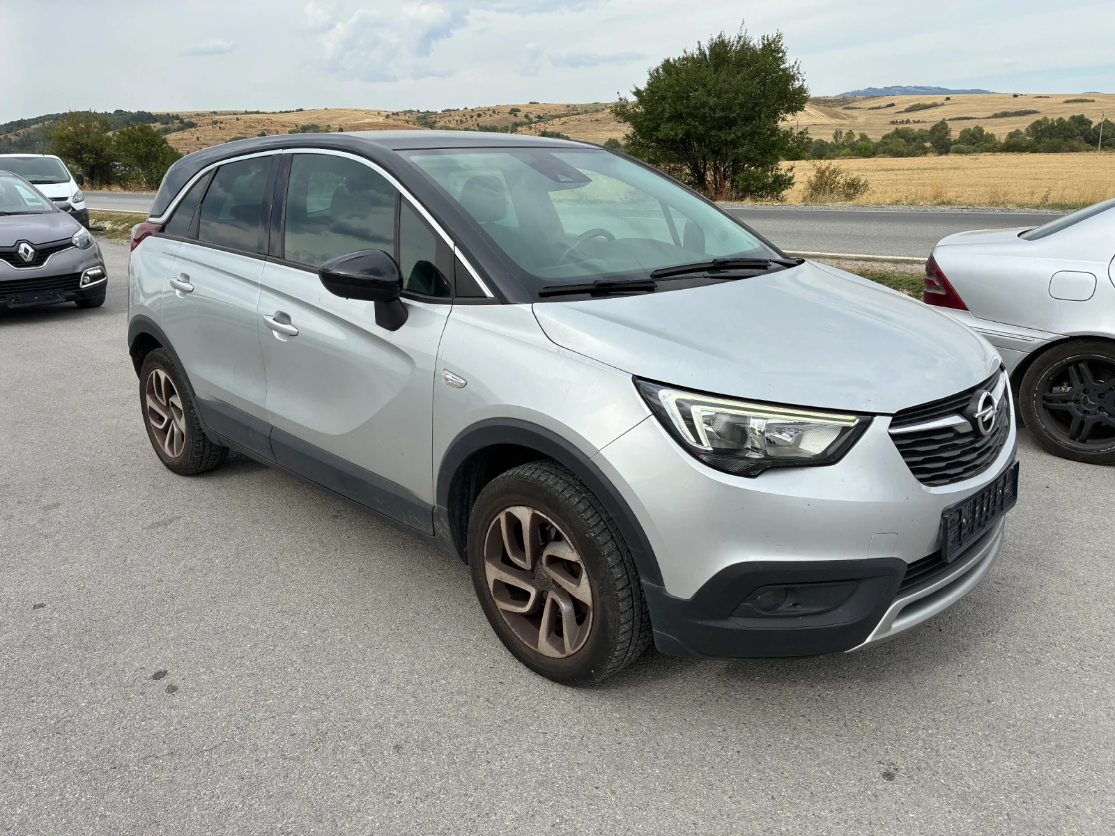 Opel Crossland X 1.6 - изображение 2