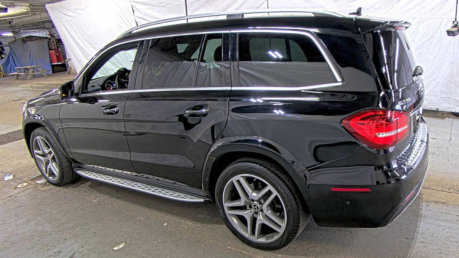 Mercedes-Benz GLS 500 AMG* PACK* 3TV* ОБДУХВАНЕ* МАСАЖ* ДИСТРОНИК*  - изображение 4