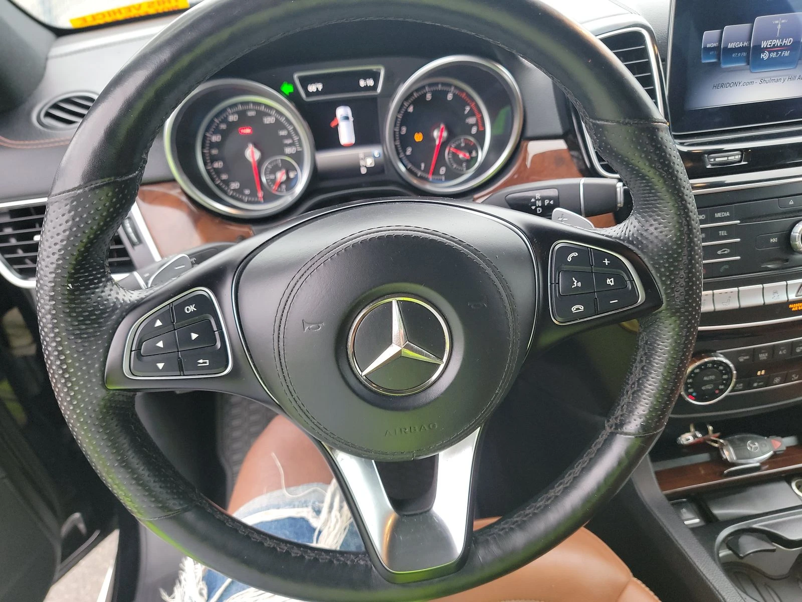 Mercedes-Benz GLS 500 AMG* PACK* 3TV* ОБДУХВАНЕ* МАСАЖ* ДИСТРОНИК*  - изображение 8