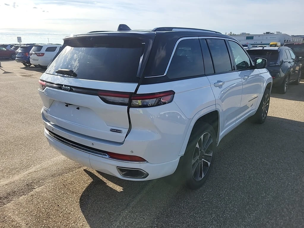 Jeep Grand cherokee * OVERLAND * CARFAX * БЕЗ ПЪРВОНАЧАЛНА ВНОСКА - изображение 3