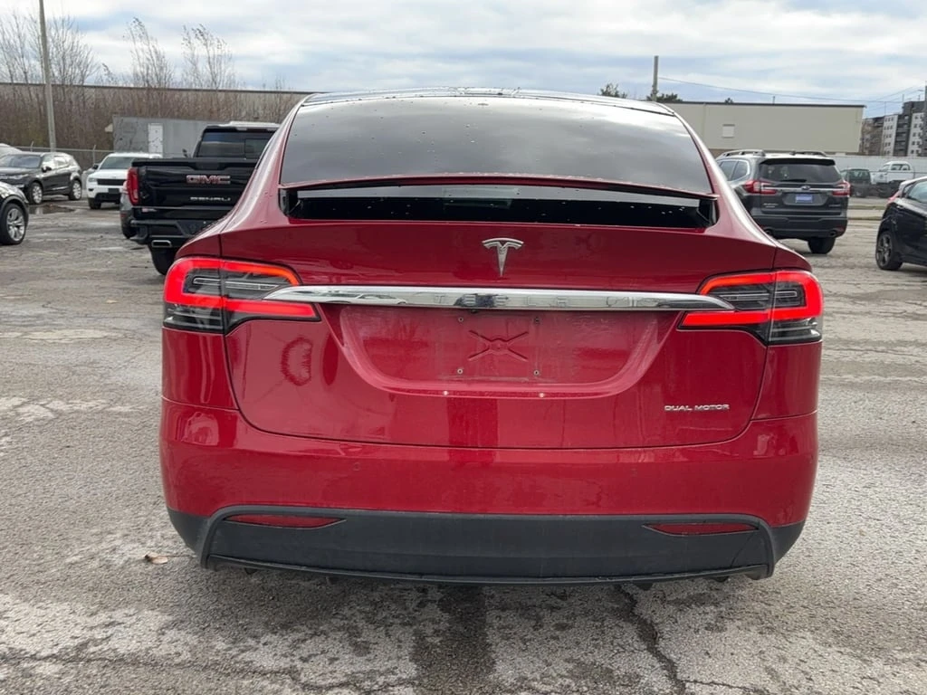 Tesla Model X * Long Range Plus AWD * CARFAX * БЕЗ ПЪРВОНАЧАЛНА  - изображение 4