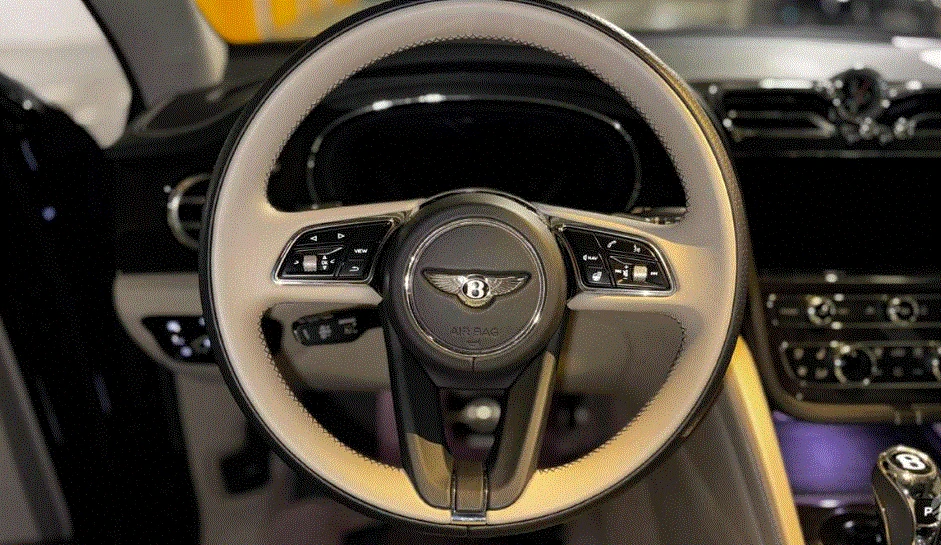 Bentley Bentayga V8 Mulliner, снимка 12 - Автомобили и джипове - 54514459