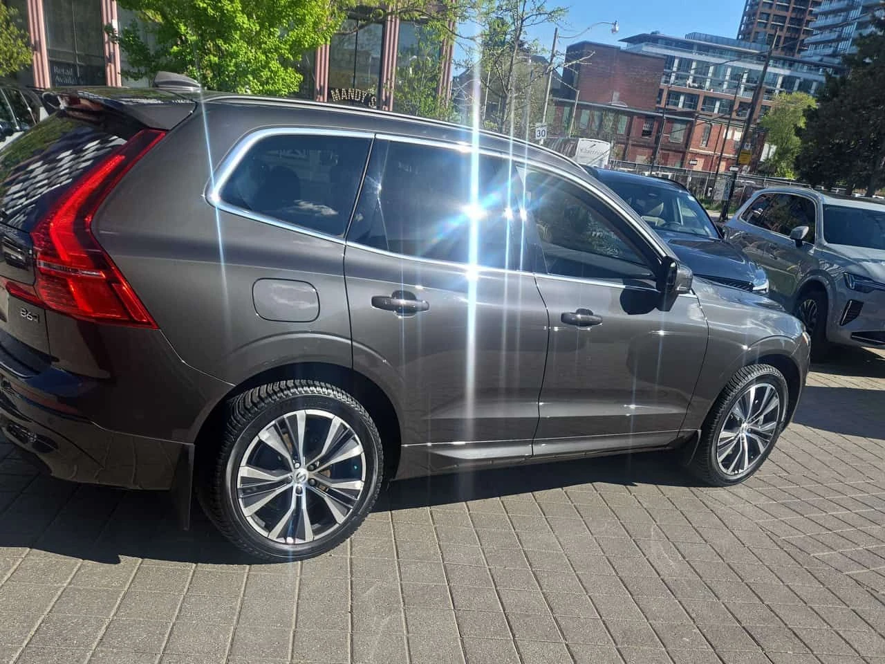 Volvo XC60 Momentum  CARFAX, снимка 3 - Автомобили и джипове - 54725998
