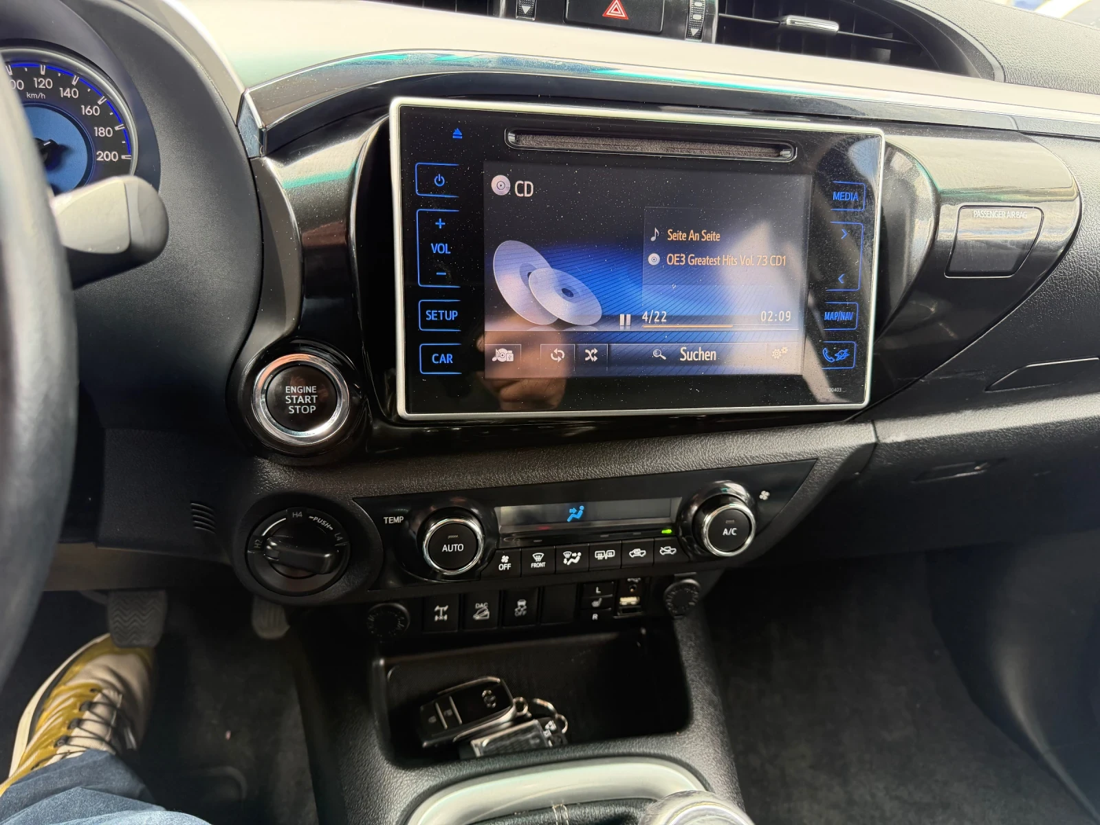 Toyota Hilux, снимка 14 - Автомобили и джипове - 56247797