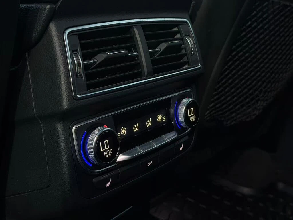 Audi Q7 S-LINE* ОБДУХ* ПОДГРЕВ* 360* BOSE* M.ТОЧКИ, снимка 16 - Автомобили и джипове - 56311540