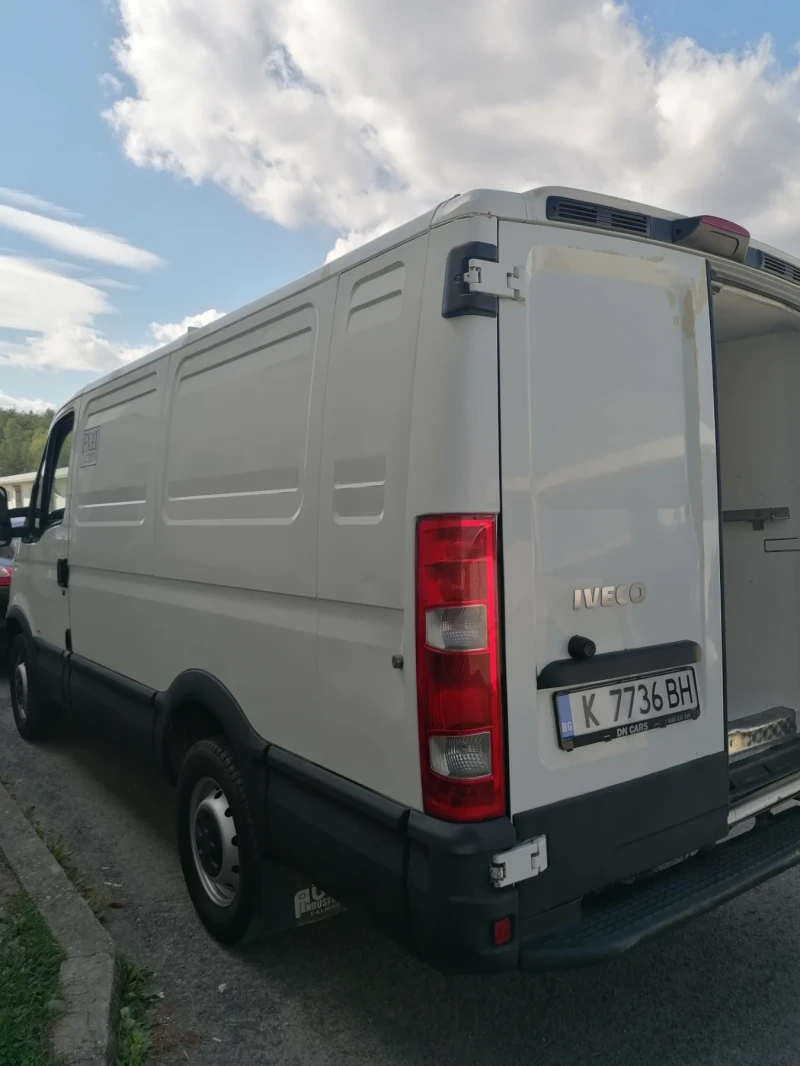 Iveco Daily, снимка 6 - Бусове и автобуси - 47605952