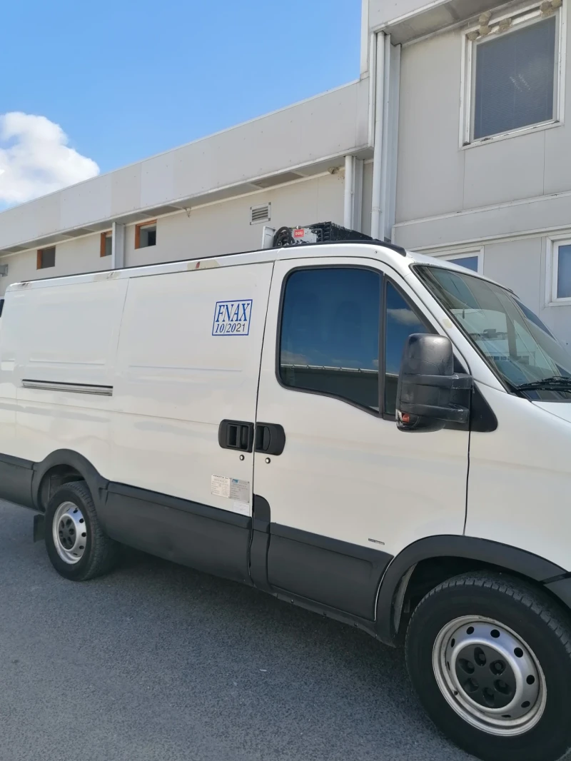 Iveco Daily, снимка 10 - Бусове и автобуси - 47605952