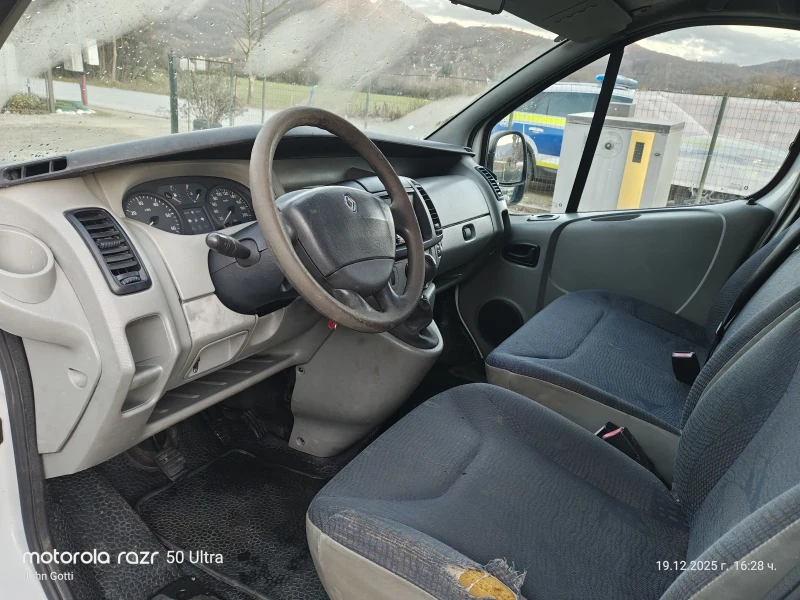 Renault Trafic 1.9 dci 101 k.c. 6 скорости , снимка 7 - Бусове и автобуси - 52850451