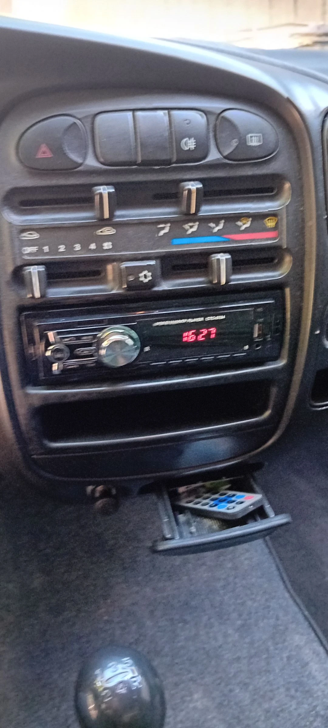 Hyundai H1 2, 5 TD - изображение 6