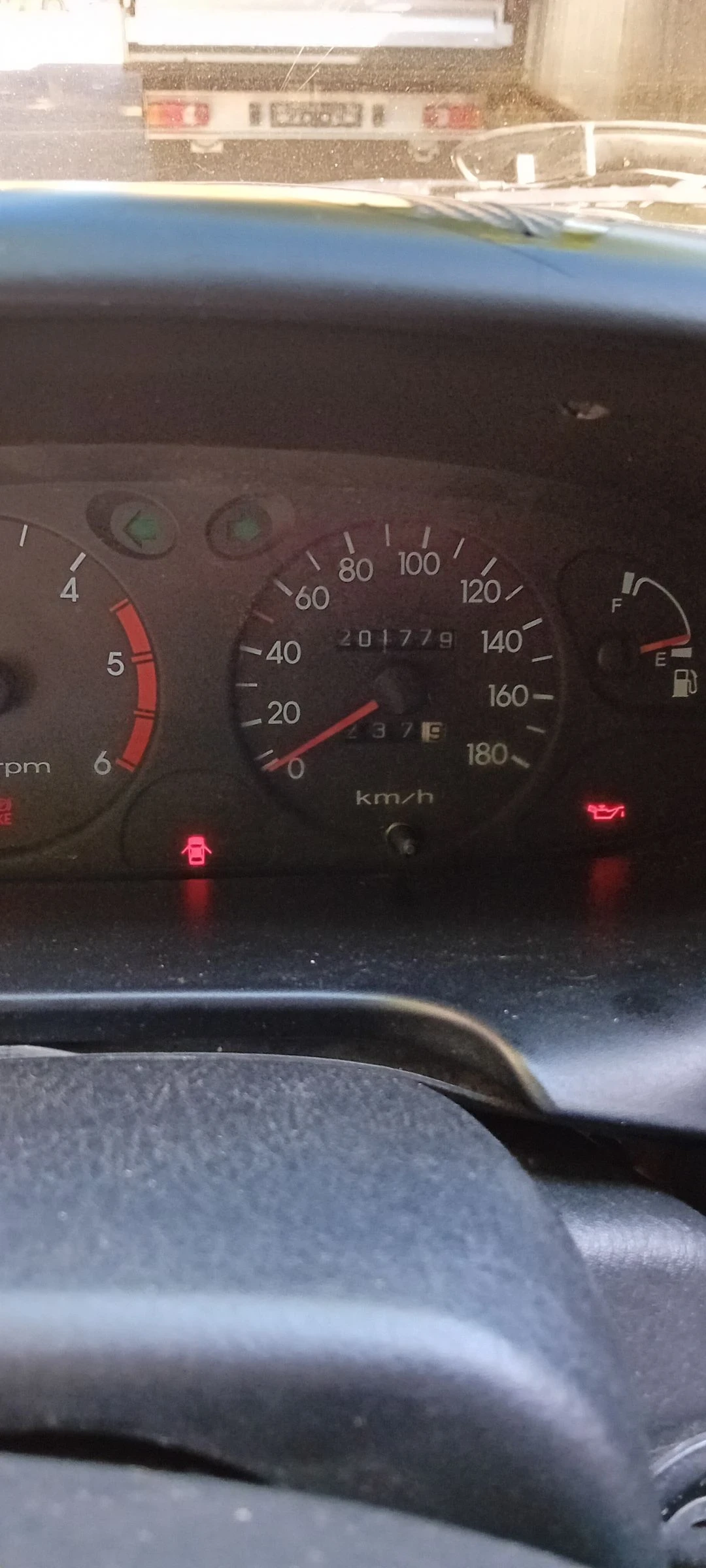 Hyundai H1 2, 5 TD - изображение 9