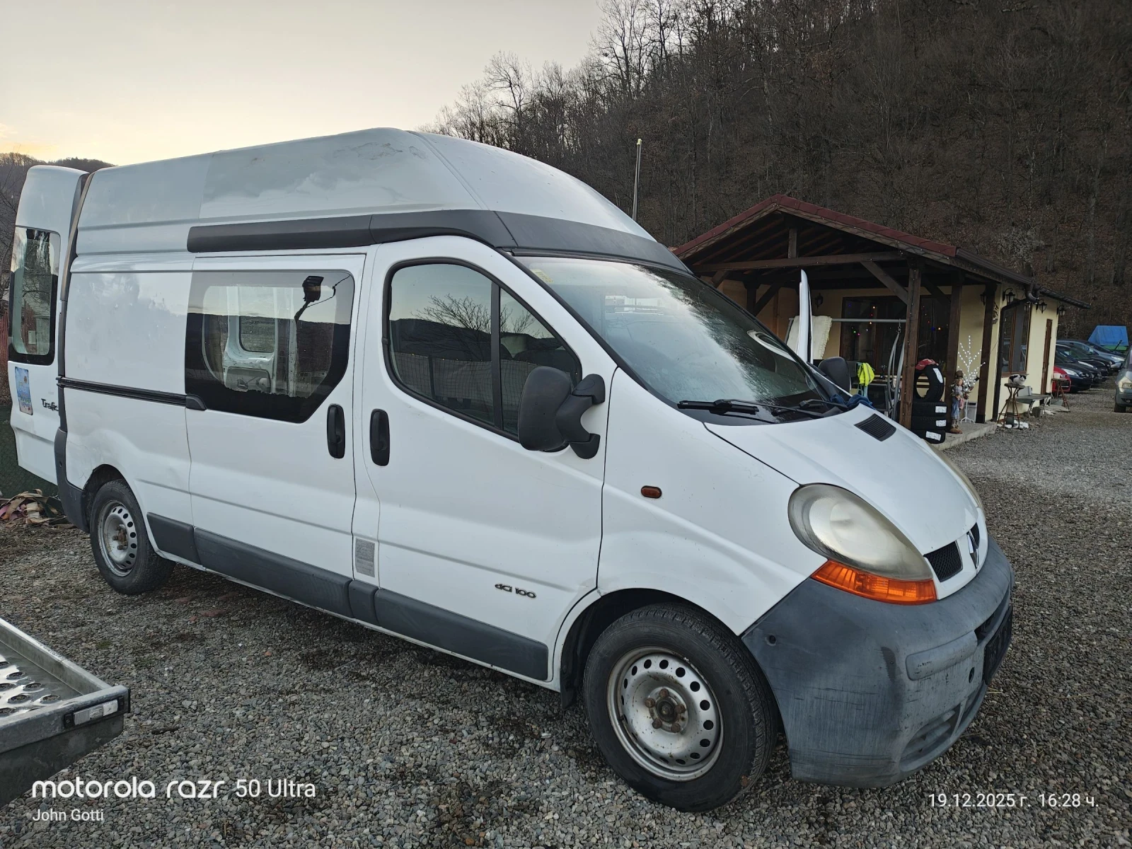 Renault Trafic 1.9 dci 101 k.c. 6 скорости  - изображение 2