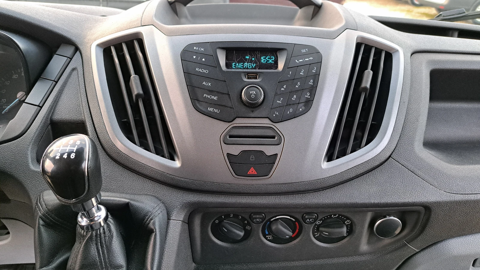 Ford Transit EURO 6/КЛИМАТИК/6ск/, снимка 12 - Бусове и автобуси - 53713439