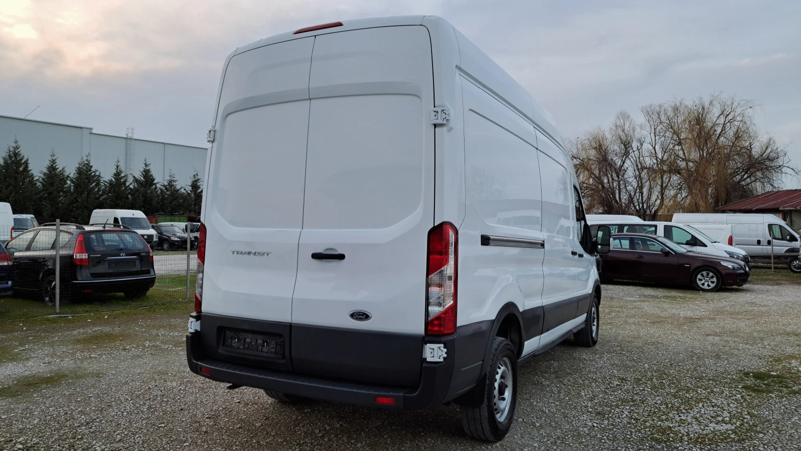 Ford Transit EURO 6/КЛИМАТИК/6ск/, снимка 4 - Бусове и автобуси - 53713439
