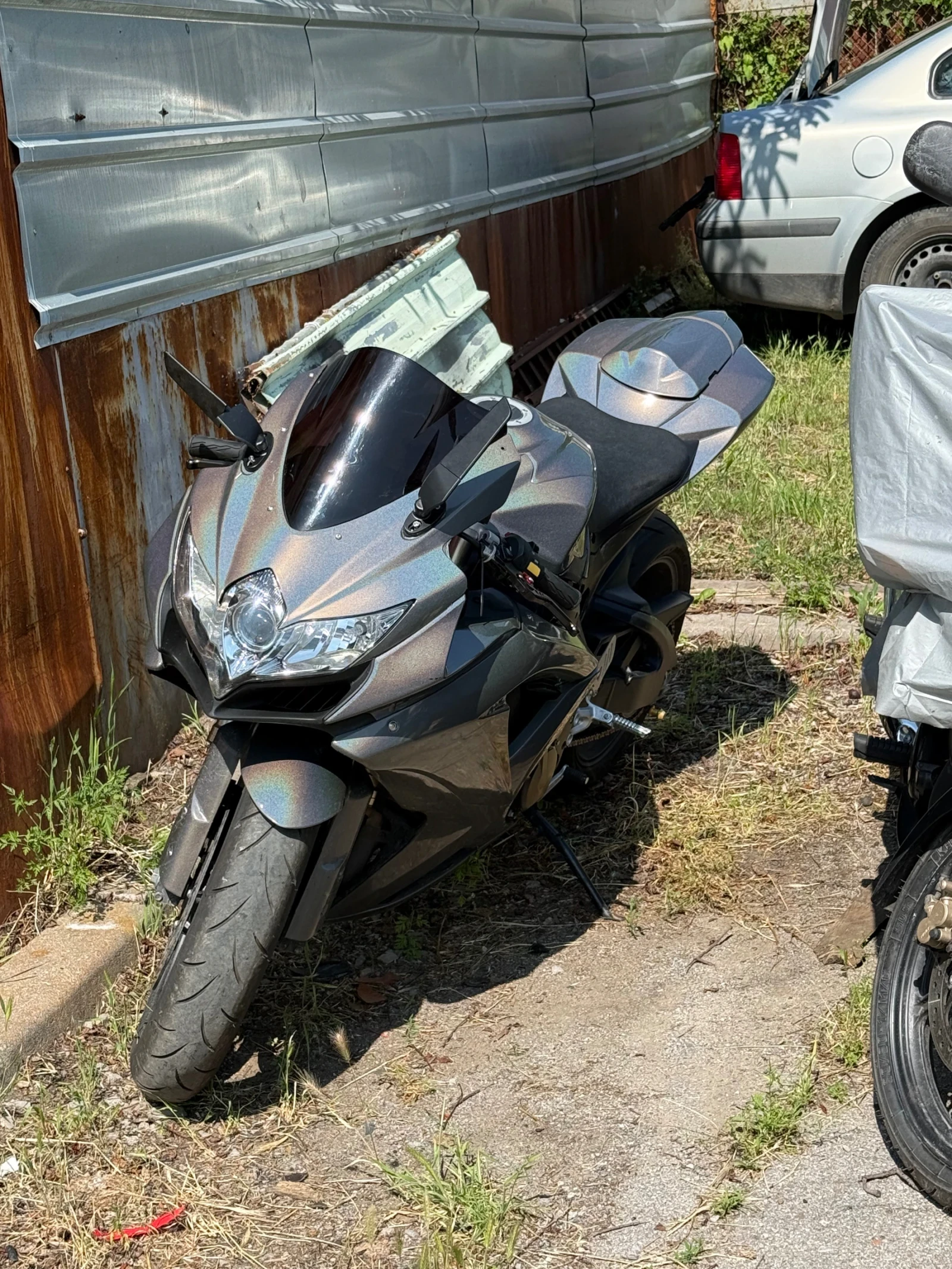 Suzuki Gsxr Suzuki GSX-R 600 - изображение 2
