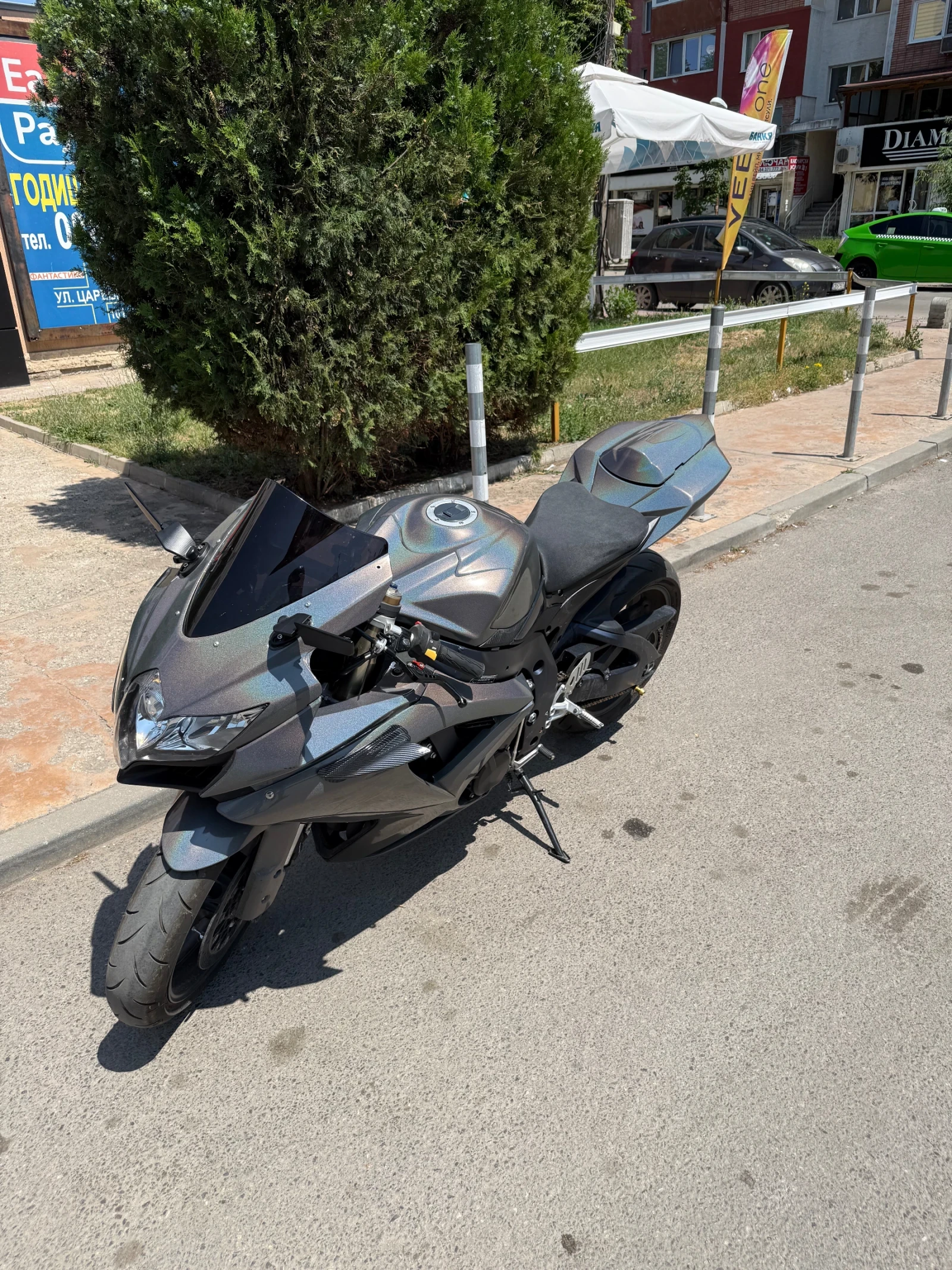 Suzuki Gsxr Suzuki GSX-R 600 - изображение 3
