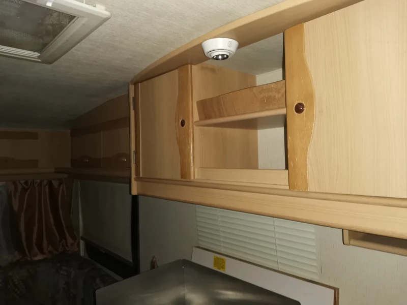 Каравана Adria ADRIA 5105, снимка 14 - Каравани и кемпери - 52716294