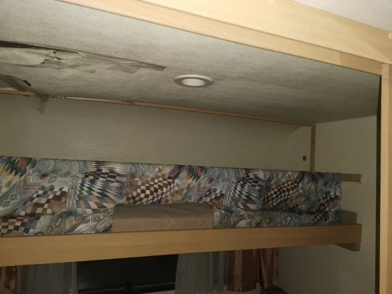 Каравана Adria ADRIA 5105, снимка 16 - Каравани и кемпери - 52716294