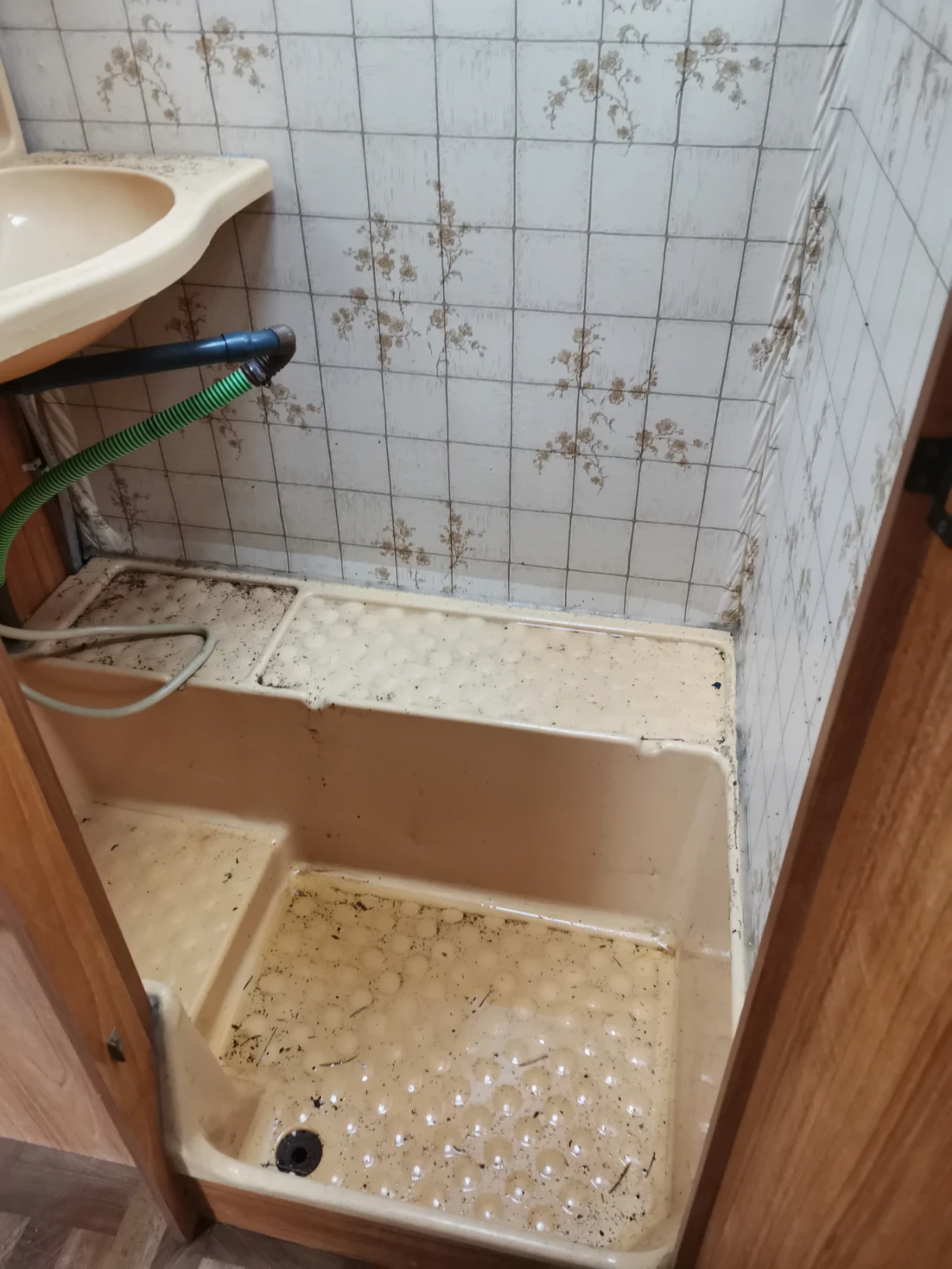 Каравана Dethleffs RC 5, снимка 10 - Каравани и кемпери - 52716294