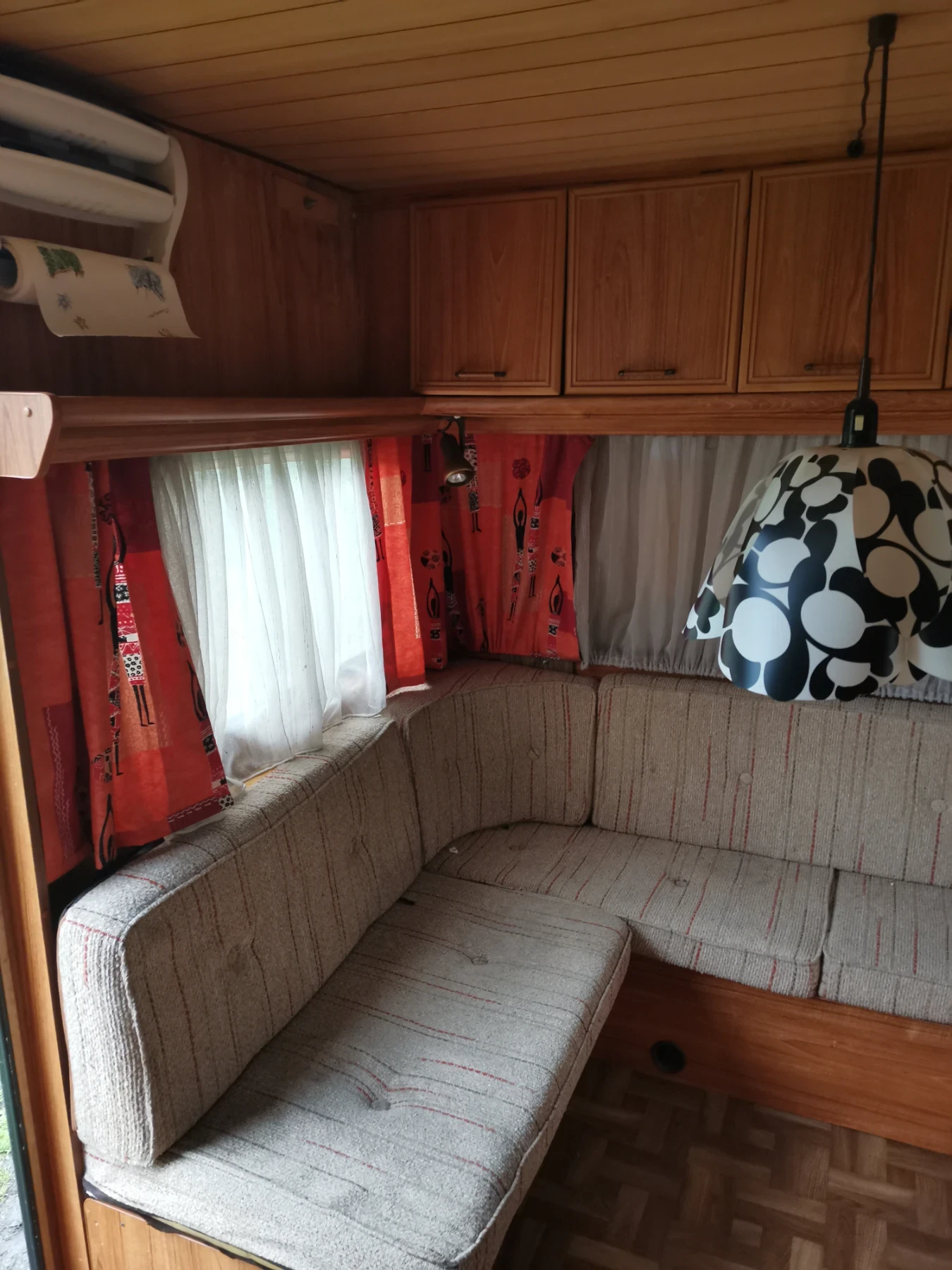 Каравана Dethleffs RC 5, снимка 16 - Каравани и кемпери - 52716294