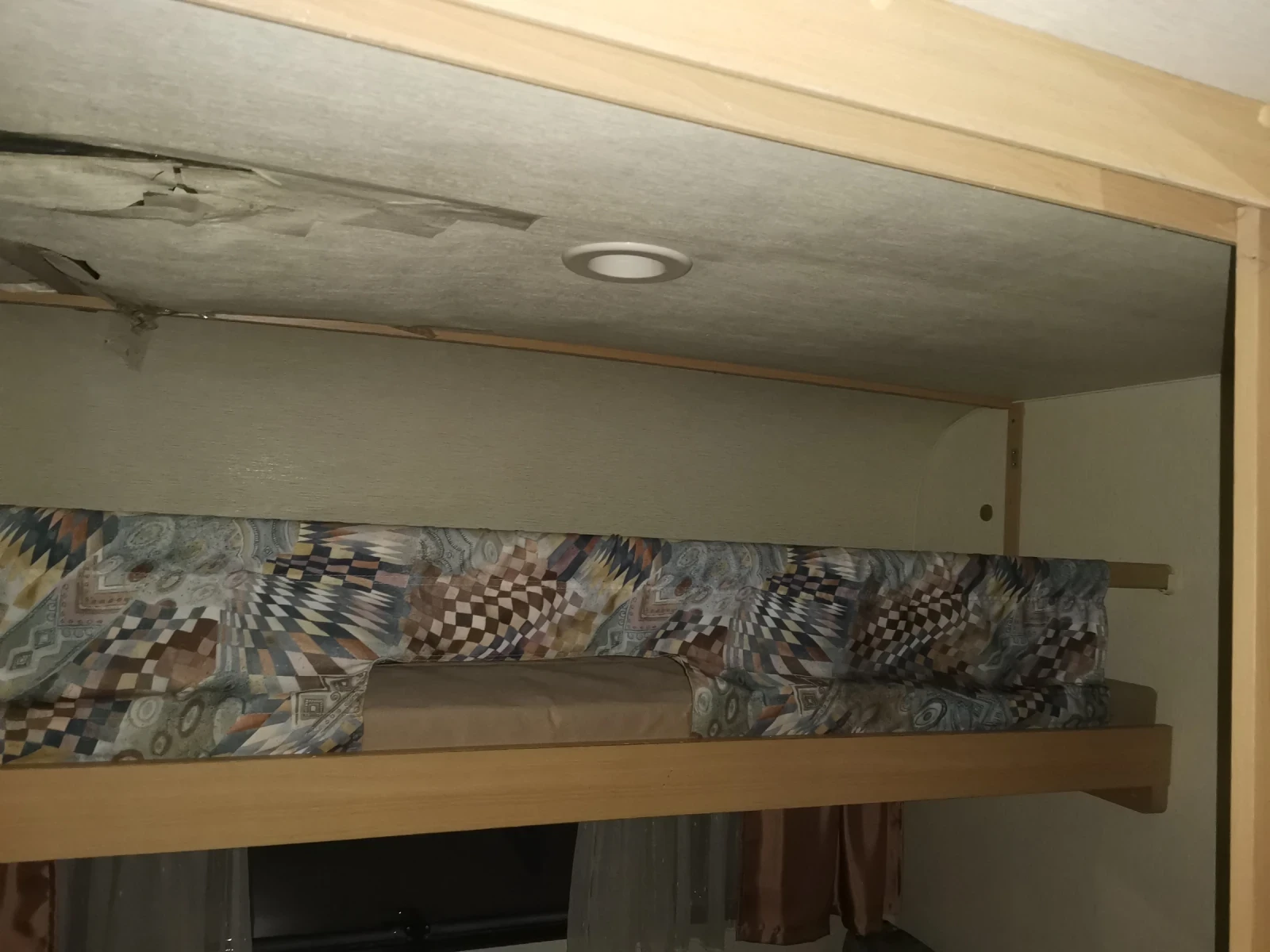 �������� Adria ADRIA 5105 | Mobile.bg � ����������� 16