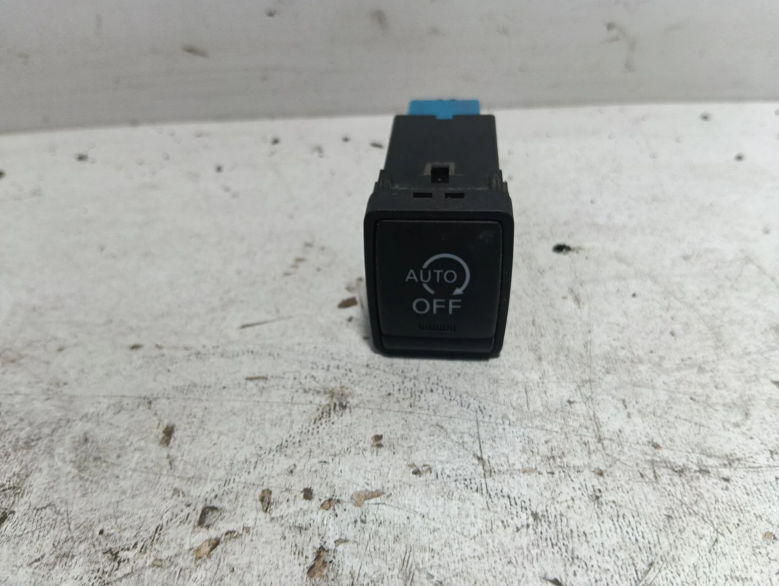 копче AUTO OFF 50702A 1VA0A Нисан Кашкай 1.5