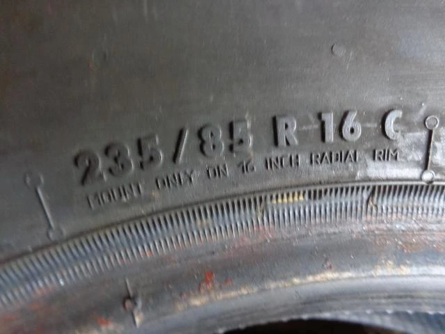 Гуми Зимни 235/85R16, снимка 9 - Гуми и джанти - 17585034