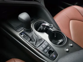 Toyota Camry (Xv70) 2.5 Le Hybrid, снимка 9