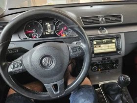 VW Passat Комби, снимка 16