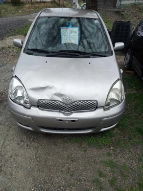 Toyota Yaris 1.0 benzin, снимка 1