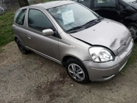 Toyota Yaris 1.0 benzin, снимка 2