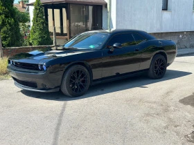 Dodge Challenger 5.7 Hemi V8, снимка 4