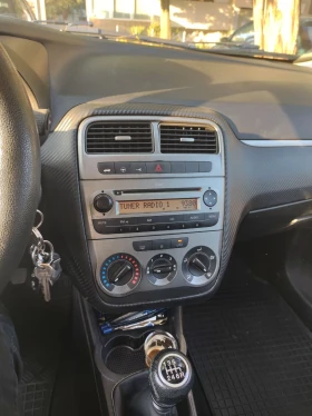 Обява за продажба на Fiat Punto 1.4 multijet 95 ~4 100 лв. - изображение 7