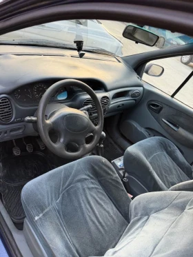 Renault Megane 1.9dti 100 - 950 € / 1858.04 лв. - 15418213 5