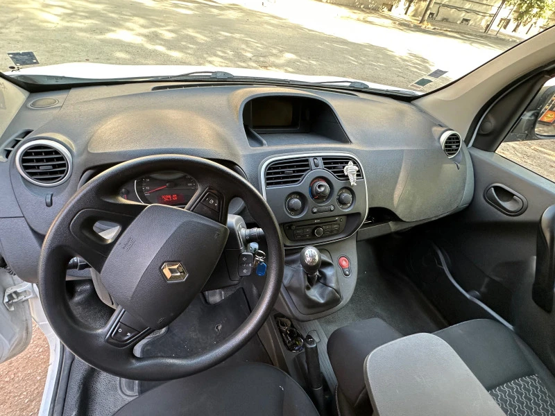 Renault Kangoo, снимка 7 - Автомобили и джипове - 42219321