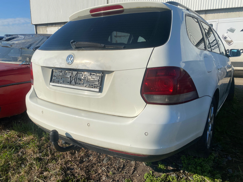 VW Golf, снимка 3 - Автомобили и джипове - 46089117