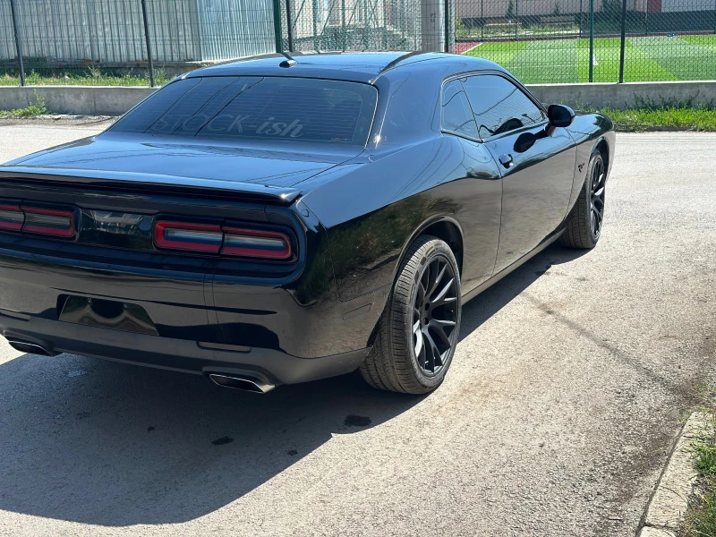 Dodge Challenger 5.7 Hemi V8, снимка 2 - Автомобили и джипове - 47187375