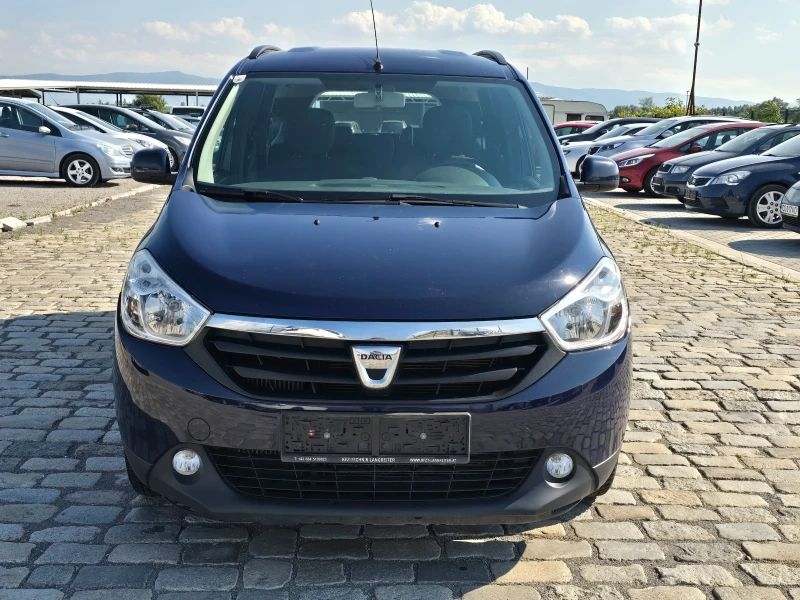 Dacia Lodgy 1.2i 116 кс 7 места ЕВРО 6W 2017 година, снимка 2 - Автомобили и джипове - 46821343