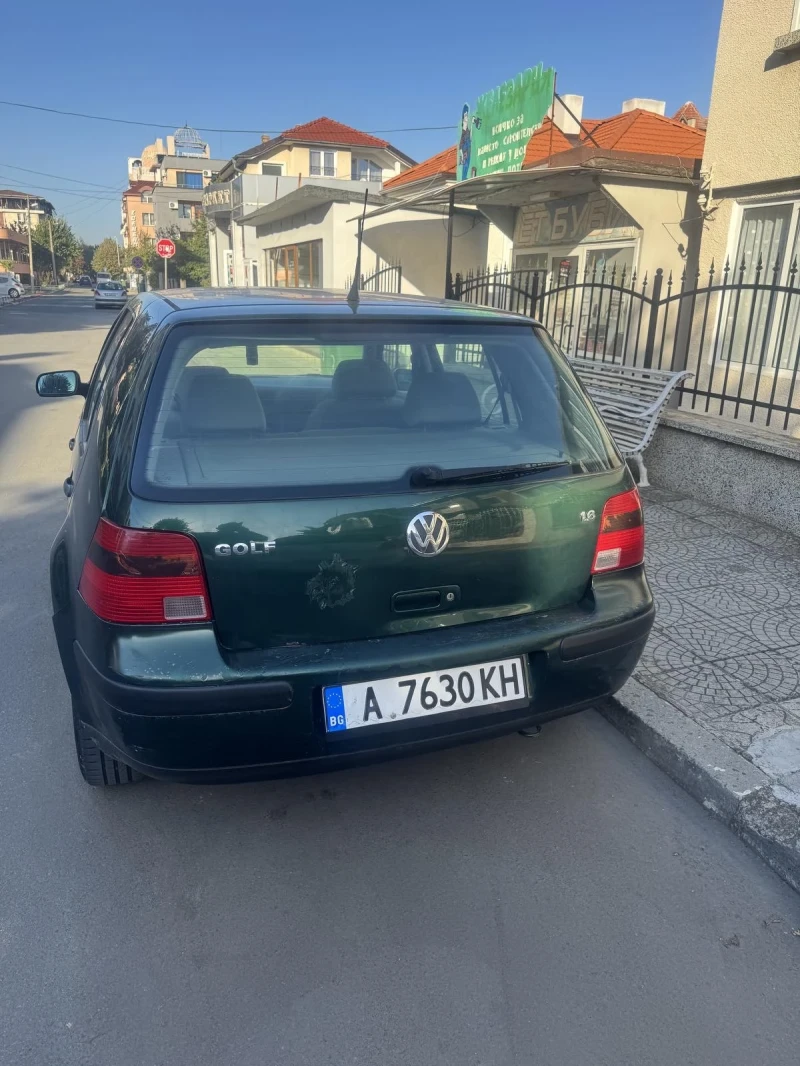 VW Golf 1.6i , снимка 2 - Автомобили и джипове - 47452033